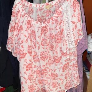 Chic Floral Women's Blouse - Peach and White
